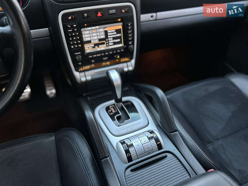 Позашляховик / Кросовер Porsche Cayenne 2008 в Броварах