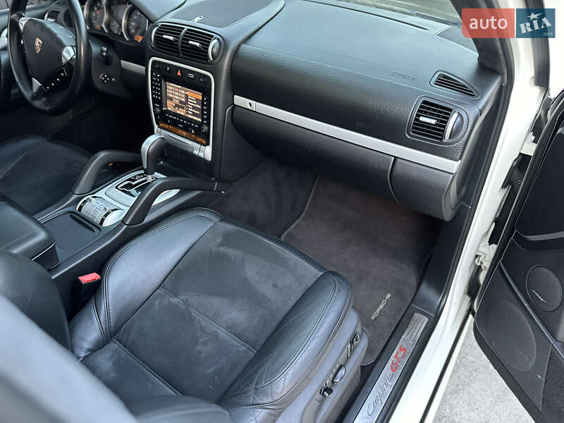 Позашляховик / Кросовер Porsche Cayenne 2008 в Броварах