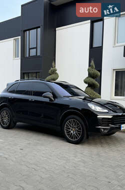 Porsche Cayenne 2016