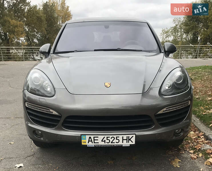 Внедорожник / Кроссовер Porsche Cayenne 2013 в Днепре