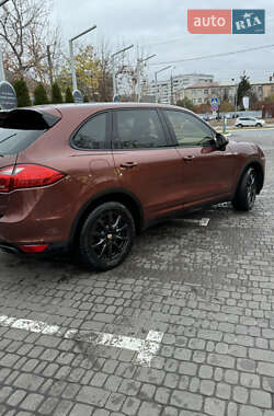 Внедорожник / Кроссовер Porsche Cayenne 2011 в Харькове