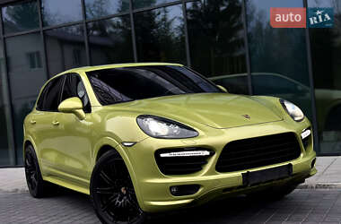 Позашляховик / Кросовер Porsche Cayenne 2013 в Львові