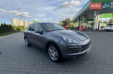 Позашляховик / Кросовер Porsche Cayenne 2013 в Києві