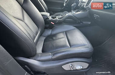 Внедорожник / Кроссовер Porsche Cayenne 2013 в 