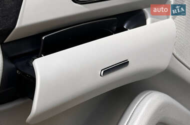 Внедорожник / Кроссовер Porsche Cayenne 2012 в 