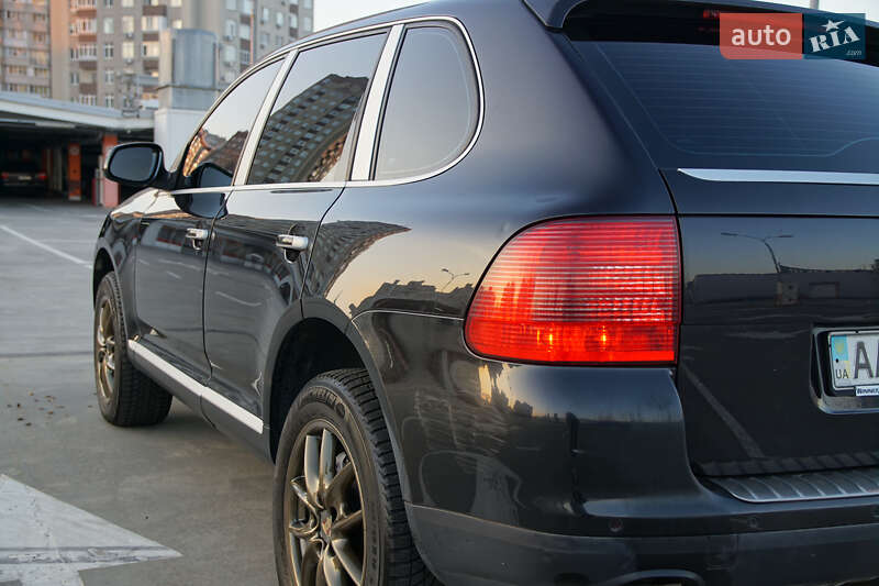 Позашляховик / Кросовер Porsche Cayenne 2006 в Києві