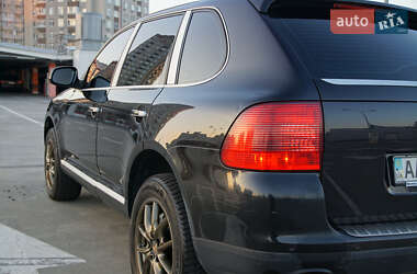 Внедорожник / Кроссовер Porsche Cayenne 2006 в 