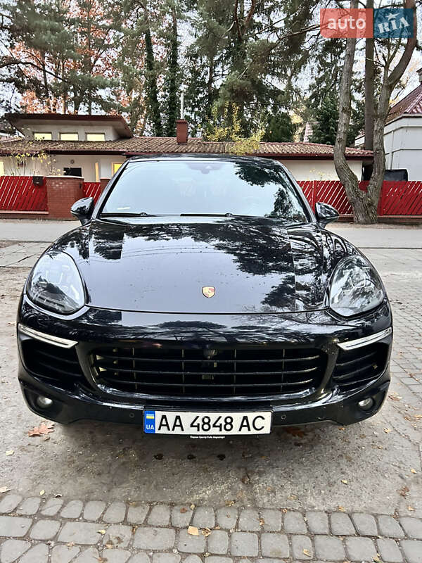 Porsche Cayenne 2016