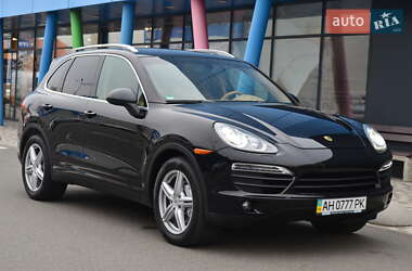 Позашляховик / Кросовер Porsche Cayenne 2011 в Києві