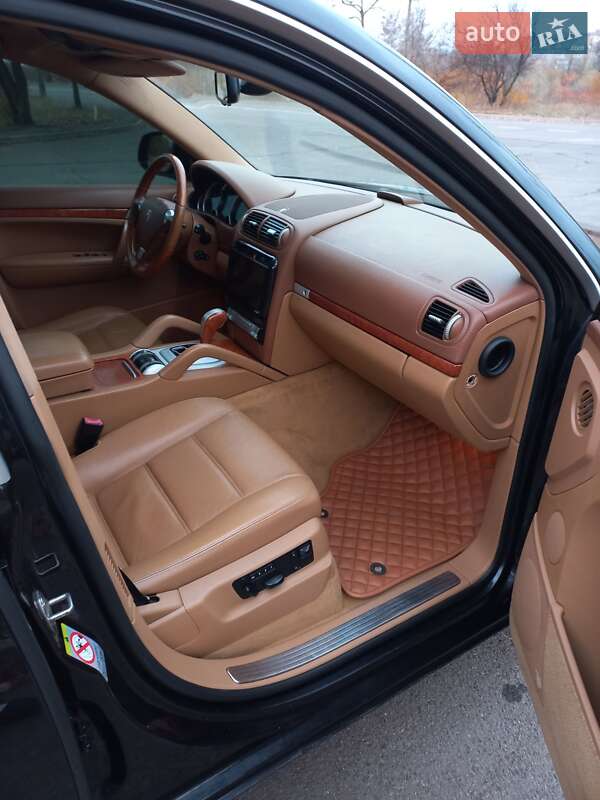 Внедорожник / Кроссовер Porsche Cayenne 2006 в Кривом Роге