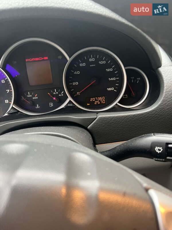 Позашляховик / Кросовер Porsche Cayenne 2004 в Києві
