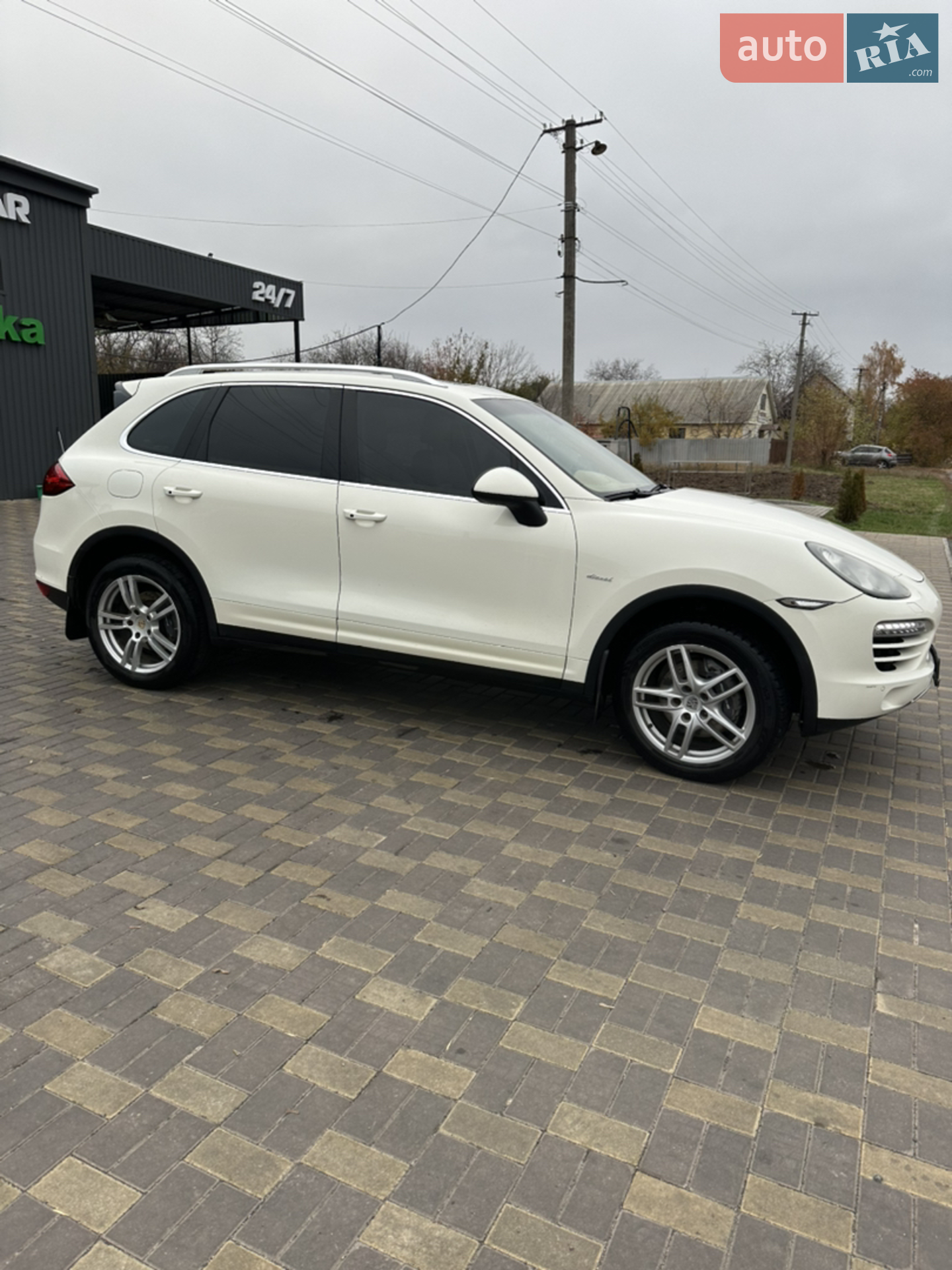 2010 Porsche Cayenne - мініатюра 3