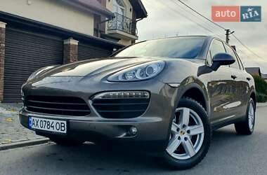 Внедорожник / Кроссовер Porsche Cayenne 2012 в Киеве