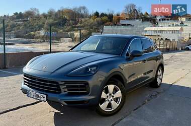 Внедорожник / Кроссовер Porsche Cayenne 2018 в Одессе