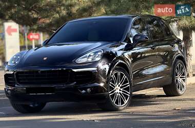 Внедорожник / Кроссовер Porsche Cayenne 2016 в Одессе