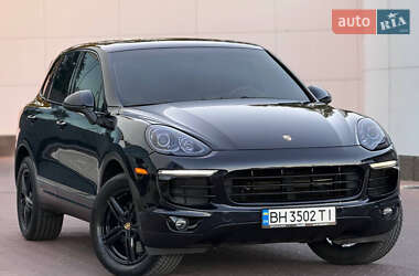 Внедорожник / Кроссовер Porsche Cayenne 2015 в Одессе