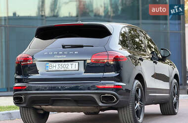 Внедорожник / Кроссовер Porsche Cayenne 2015 в Одессе