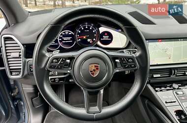 Внедорожник / Кроссовер Porsche Cayenne 2018 в Киеве