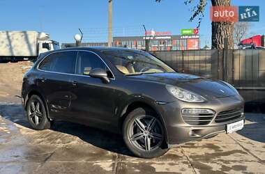 Внедорожник / Кроссовер Porsche Cayenne 2012 в Киеве