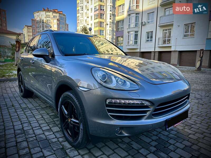 Внедорожник / Кроссовер Porsche Cayenne 2014 в Ивано-Франковске