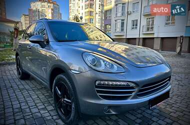 Позашляховик / Кросовер Porsche Cayenne 2014 в 