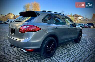 Позашляховик / Кросовер Porsche Cayenne 2014 в 