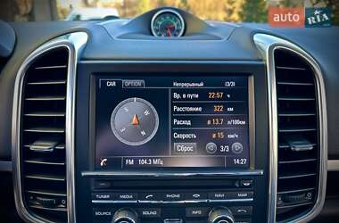 Позашляховик / Кросовер Porsche Cayenne 2014 в 