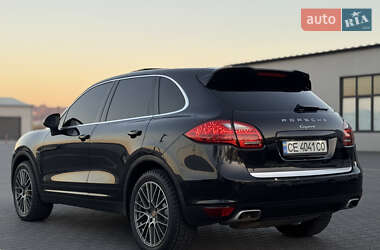 Внедорожник / Кроссовер Porsche Cayenne 2013 в Черновцах