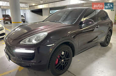 Внедорожник / Кроссовер Porsche Cayenne 2011 в Запорожье