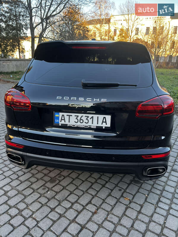 Внедорожник / Кроссовер Porsche Cayenne 2014 в Коломые