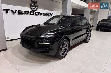 Внедорожник / Кроссовер Porsche Cayenne 2023 в Одессе