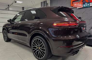 Внедорожник / Кроссовер Porsche Cayenne 2019 в Тернополе