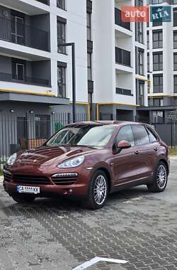 Внедорожник / Кроссовер Porsche Cayenne 2011 в Черкассах