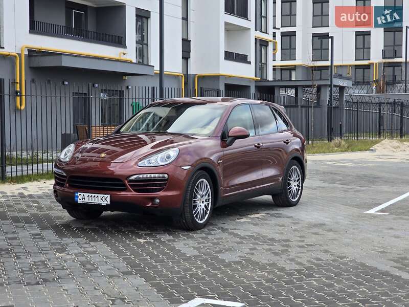 Позашляховик / Кросовер Porsche Cayenne 2011 в Черкасах фото 10 Позашляховик / Кросовер Porsche Cayenne 2011 в Черкасах