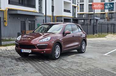 Внедорожник / Кроссовер Porsche Cayenne 2011 в 