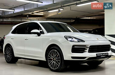 Позашляховик / Кросовер Porsche Cayenne 2019 в Києві