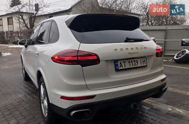 Внедорожник / Кроссовер Porsche Cayenne 2017 в Коломые