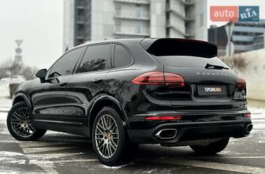 Позашляховик / Кросовер Porsche Cayenne 2016 в Києві