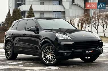 Позашляховик / Кросовер Porsche Cayenne 2016 в Києві