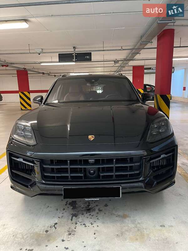 Позашляховик / Кросовер Porsche Cayenne 2023 в Києві