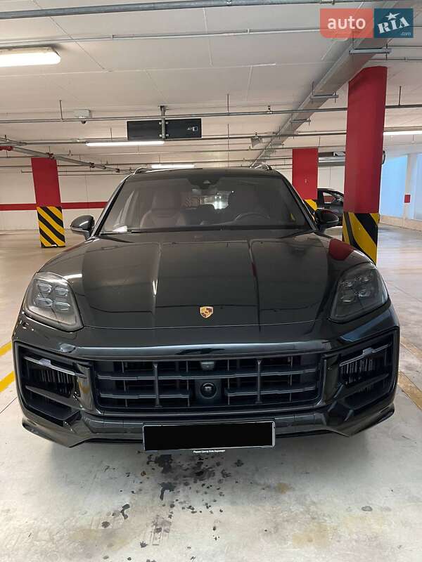 Позашляховик / Кросовер Porsche Cayenne 2023 в Києві