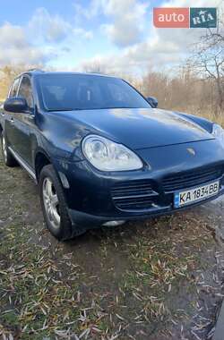 Позашляховик / Кросовер Porsche Cayenne 2004 в Києві