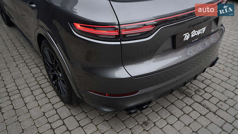 Внедорожник / Кроссовер Porsche Cayenne 2022 в Львове