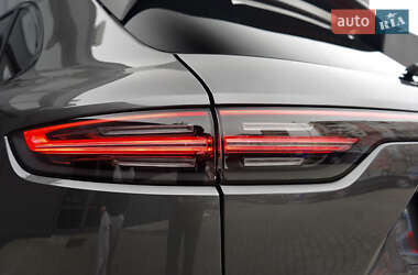 Внедорожник / Кроссовер Porsche Cayenne 2022 в 