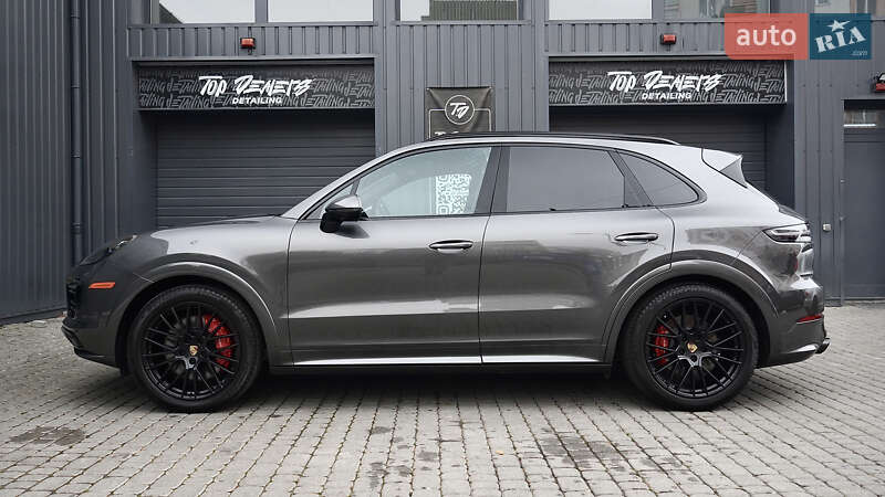 Внедорожник / Кроссовер Porsche Cayenne 2022 в Львове