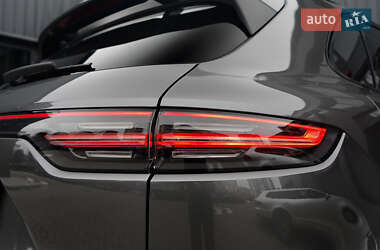 Внедорожник / Кроссовер Porsche Cayenne 2022 в 