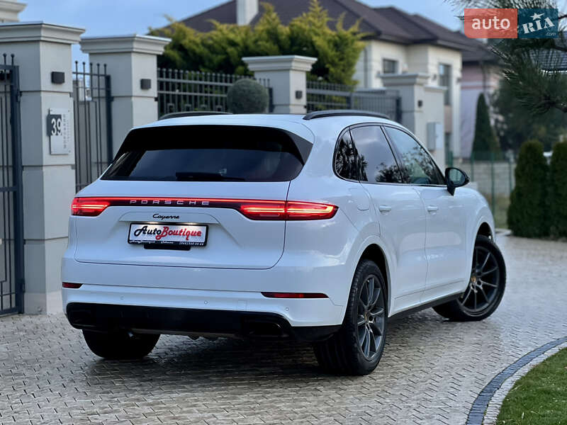 Позашляховик / Кросовер Porsche Cayenne 2018 в Одесі