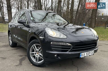 Позашляховик / Кросовер Porsche Cayenne 2013 в Києві