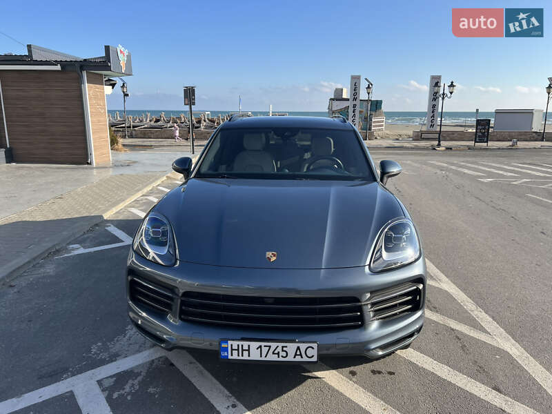 Внедорожник / Кроссовер Porsche Cayenne 2018 в Одессе