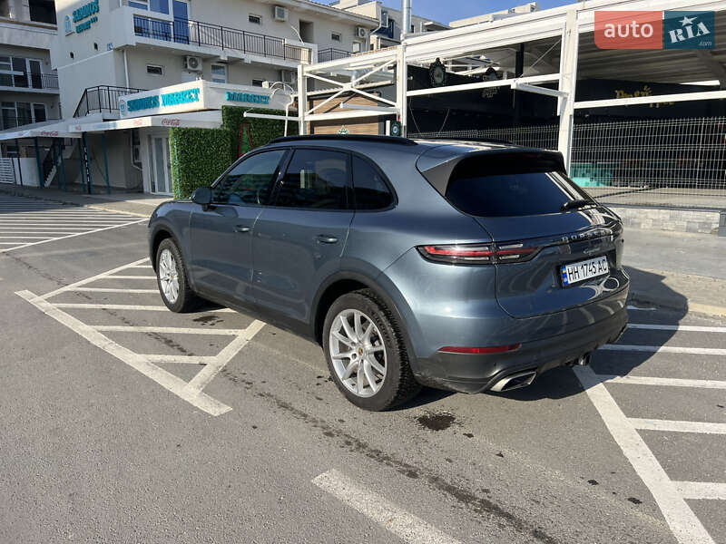 Внедорожник / Кроссовер Porsche Cayenne 2018 в Одессе